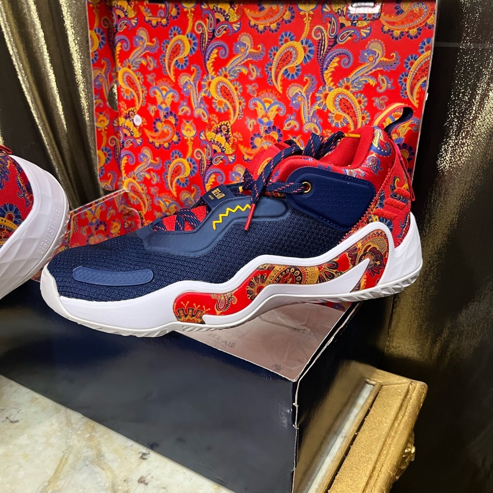π΅π΄ Adidas D.O.N. Issue 3 Sneakers β Navy & Red π΄π΅ - Picture 5 of 9
